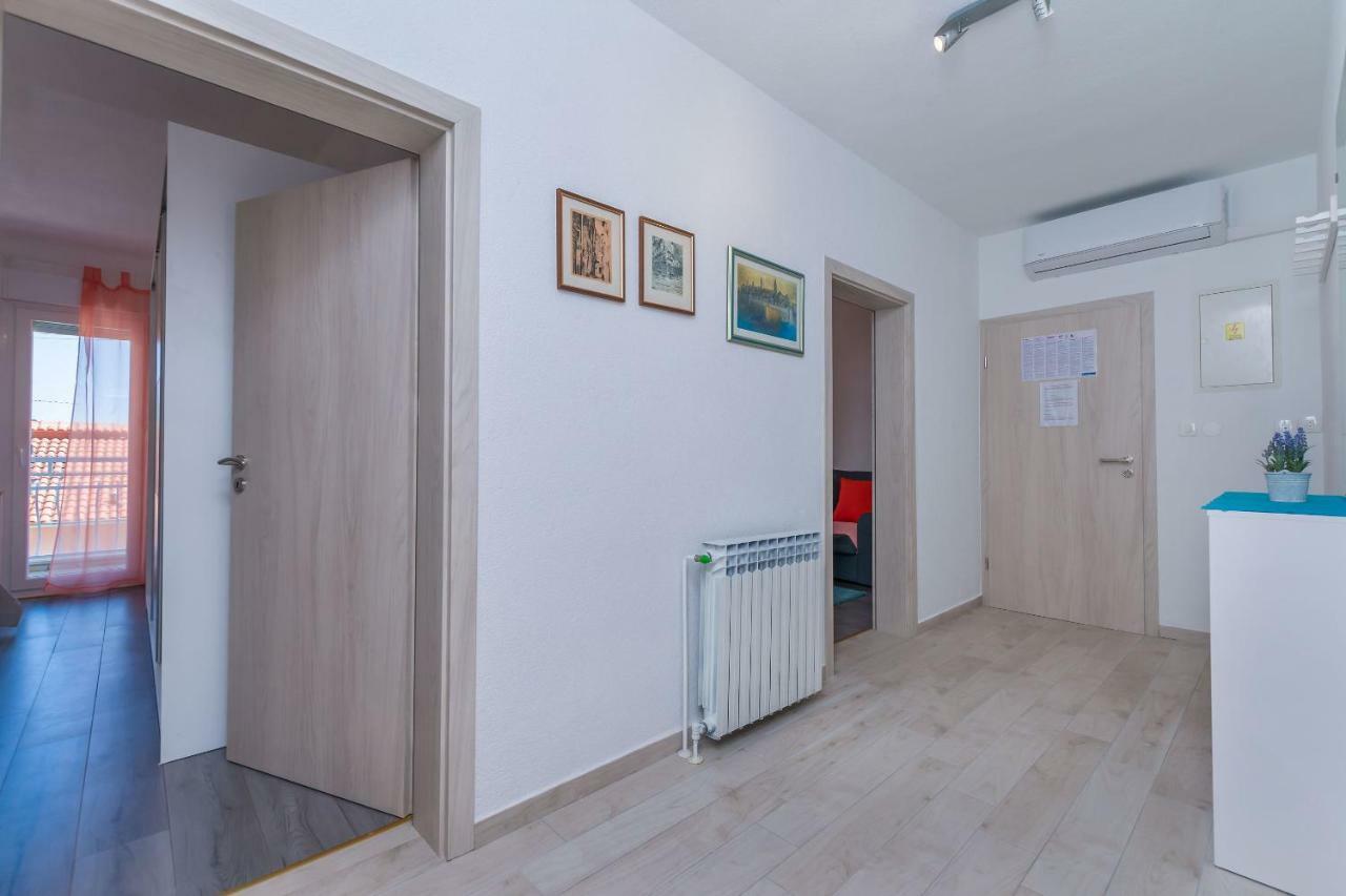 Apartment Adrian Omis Luaran gambar