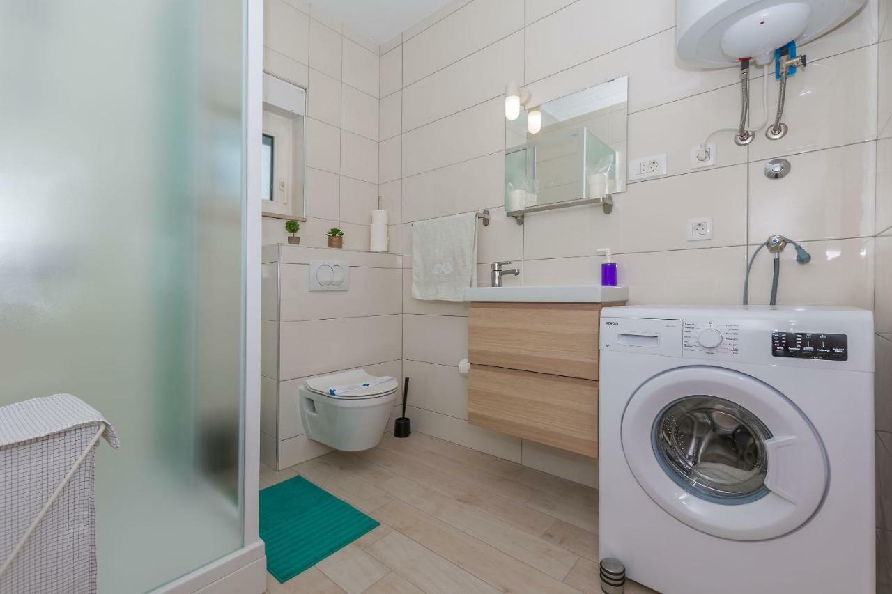 Apartment Adrian Omis Luaran gambar