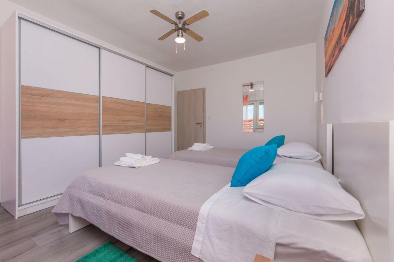 Apartment Adrian Omis Luaran gambar