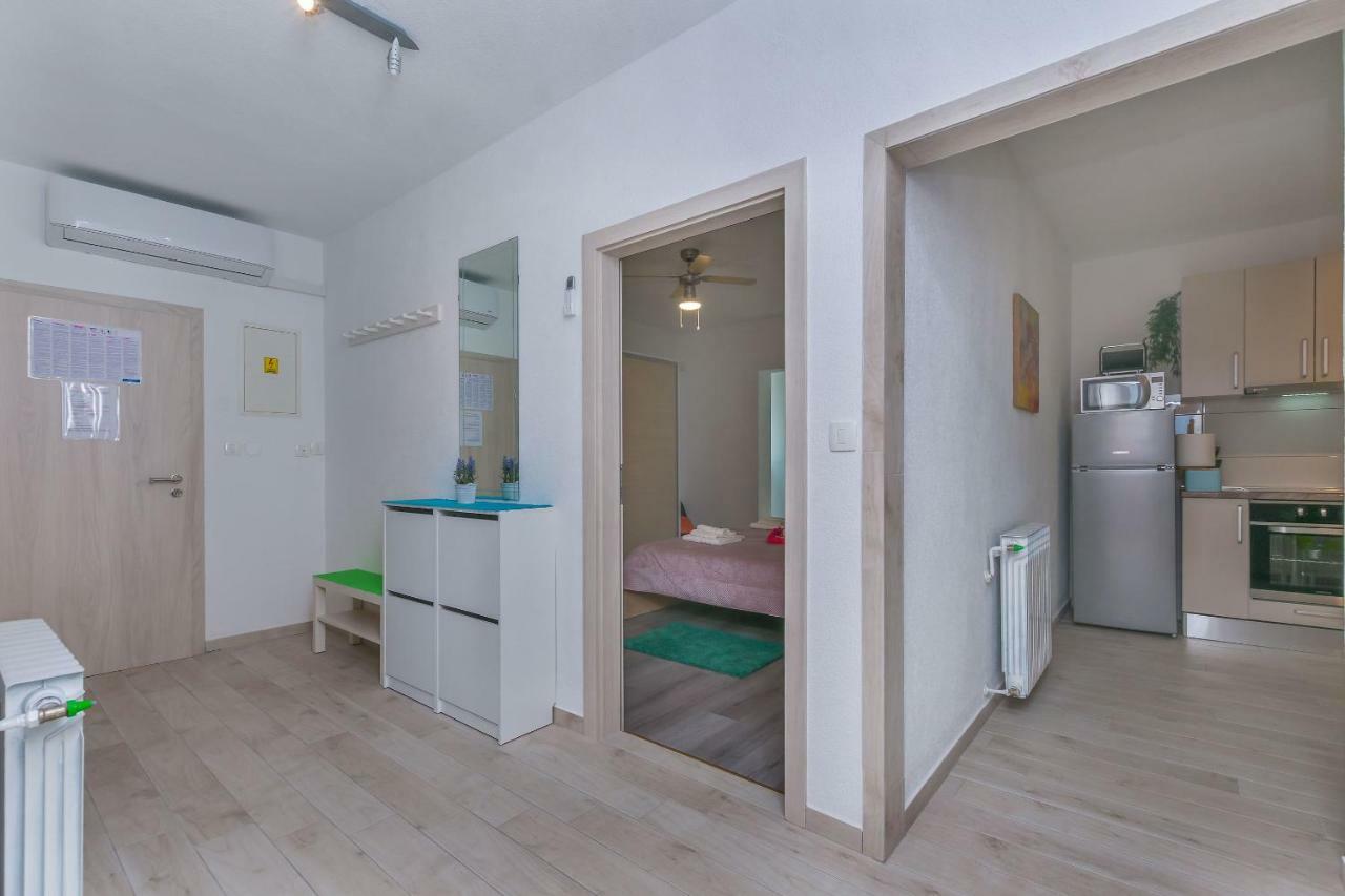 Apartment Adrian Omis Luaran gambar